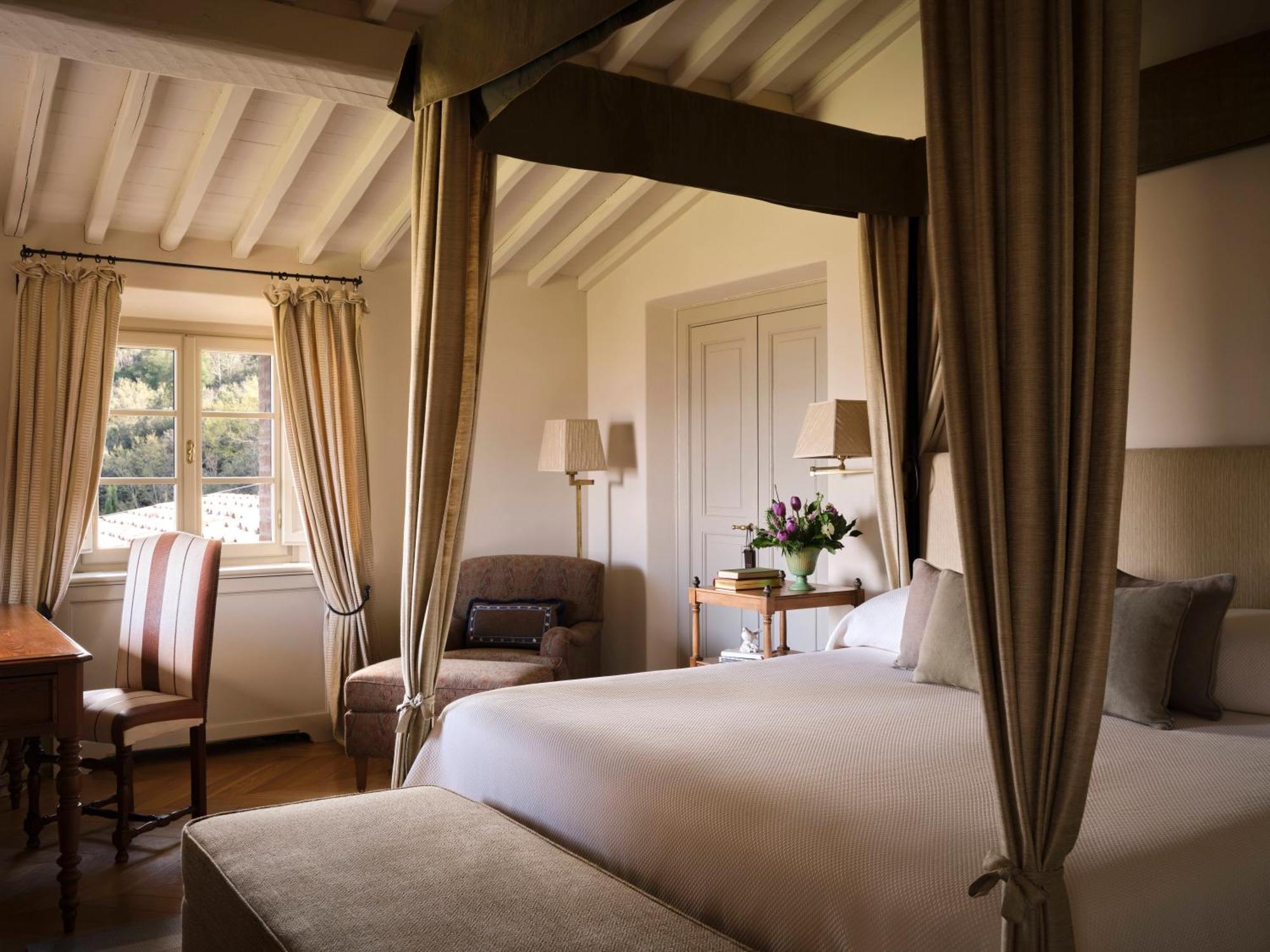 Rosewood Castiglion Del Bosco Hotel Montalcino Exterior photo